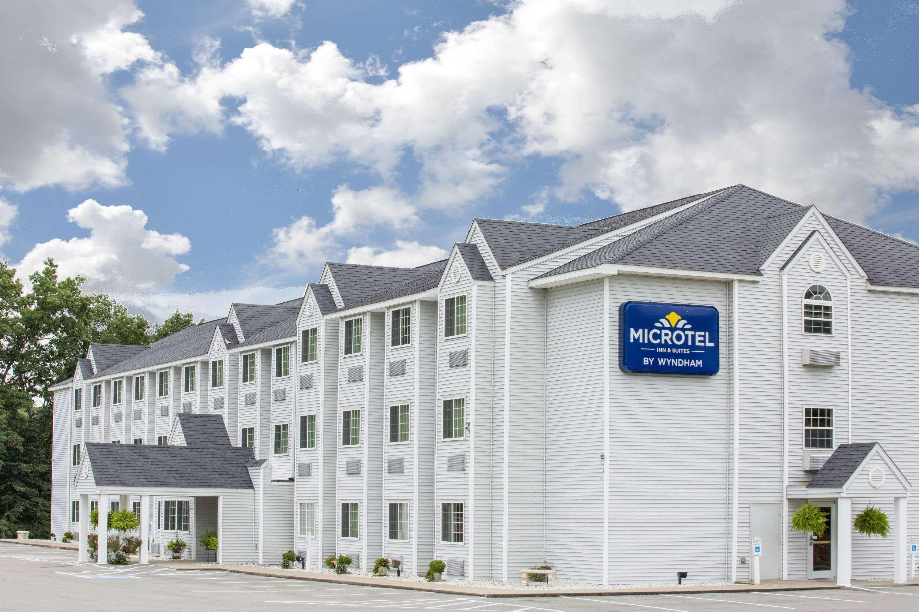 Microtel Inn And Suites Gassaway Exteriör bild